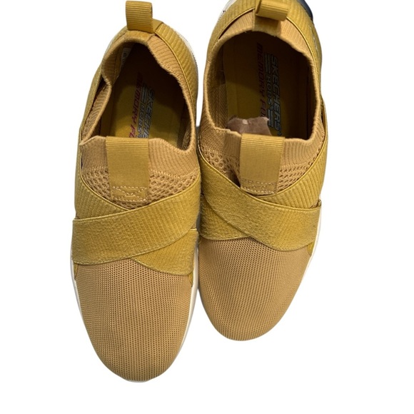 Skechers Women’s Yellow Slip-On Sneakers, Sz 8 1/2. - Picture 4 of 5